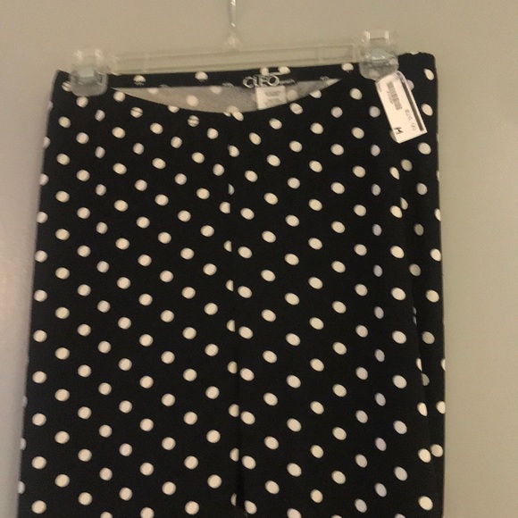 Brand New Ruffle Bottom Pants 🐼 - Picture 2 of 6